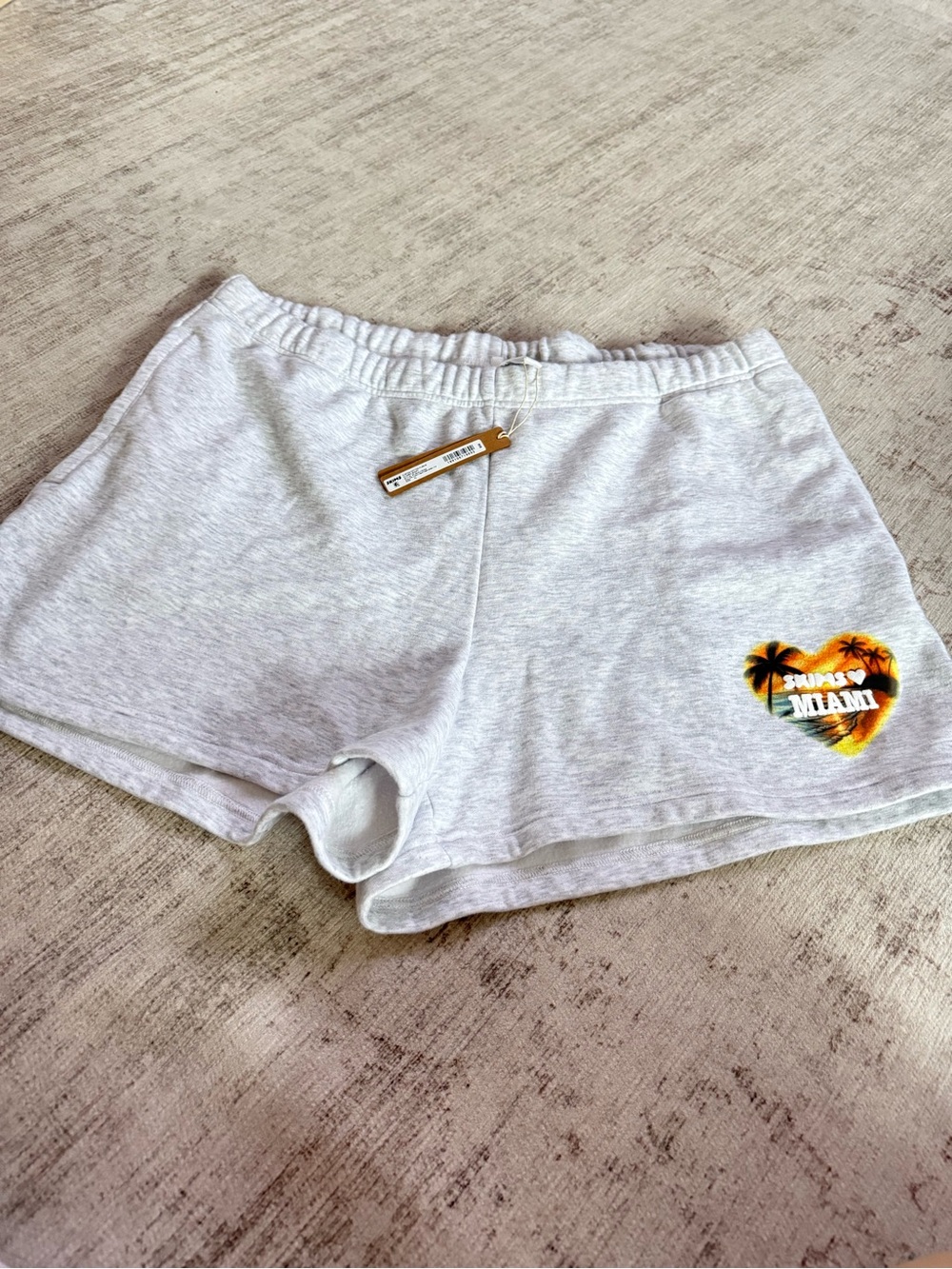 SKIMS MIAMI SHORTS XL NWT